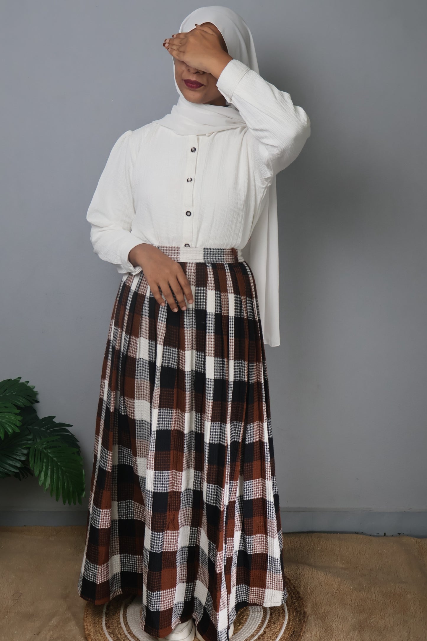 Modesty white shirt and skirt