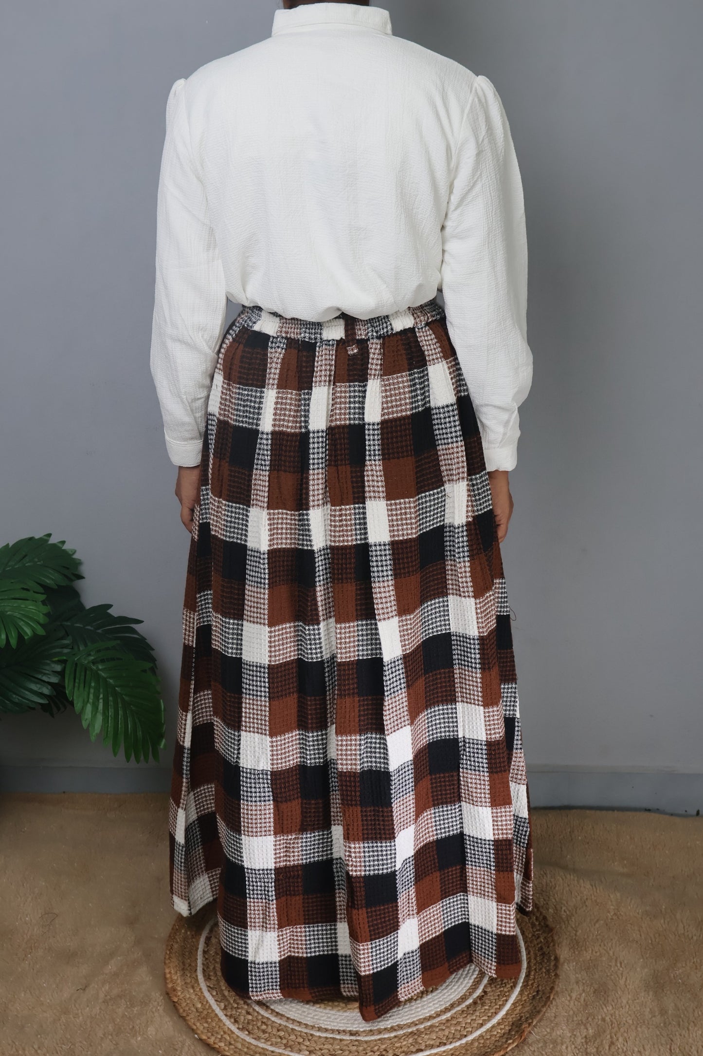 Modesty white shirt and skirt